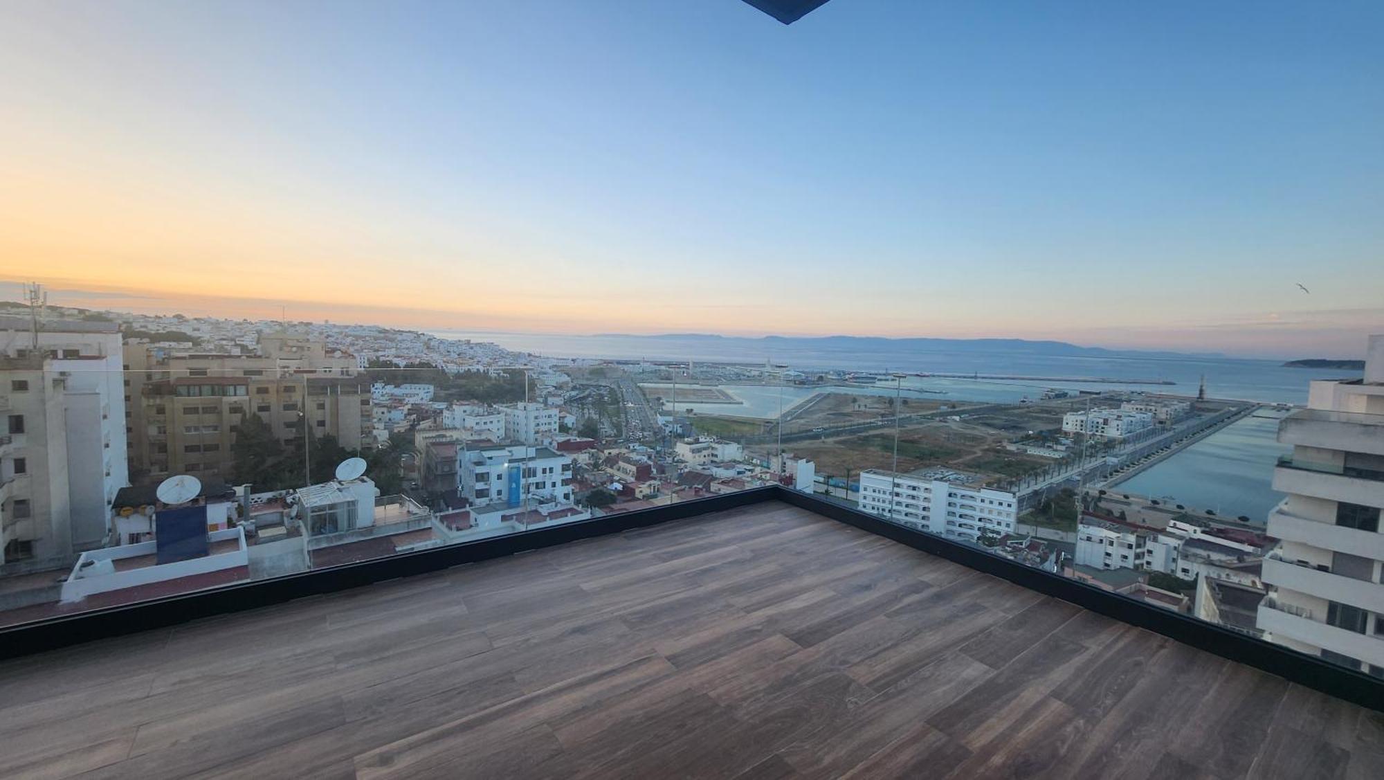 Magnifique Penthouse 160M2 Terrasse 90M2 Vue Mer แทนเจียร์ ภายนอก รูปภาพ